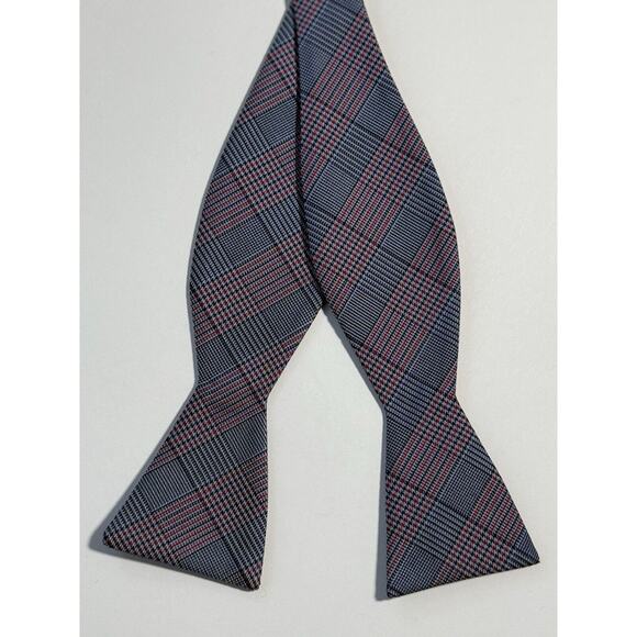 Ben Sherman Men's Silk Blend Bow Tie Adjustable Navy/Light Blue & Red Plaid - Picture 1 of 7